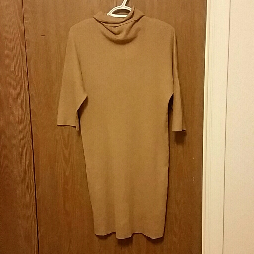 Massimo Dutti knit dress